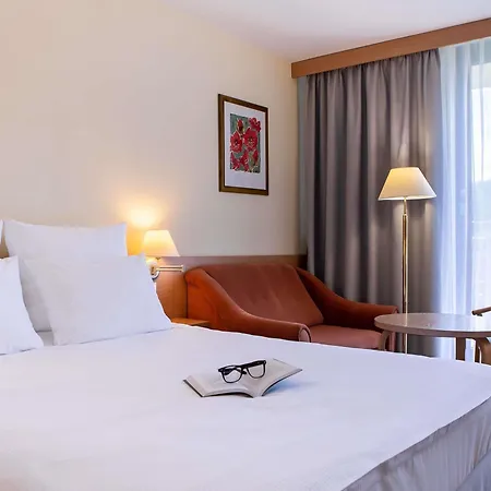 Mercure Skalny Отель